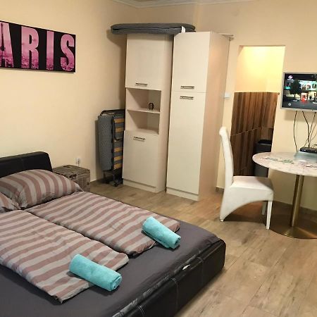 בודפשט Roland Apartmant Zuglo מראה חיצוני תמונה