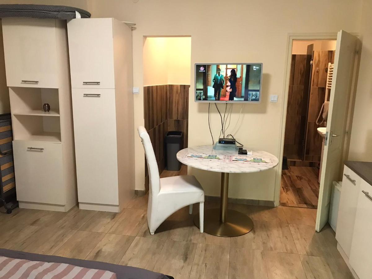 בודפשט Roland Apartmant Zuglo מראה חיצוני תמונה
